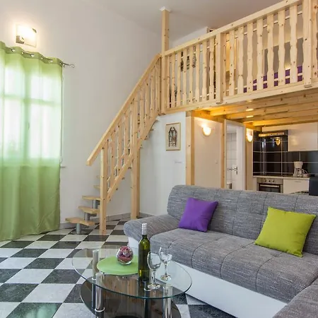 Apartament Storia *
